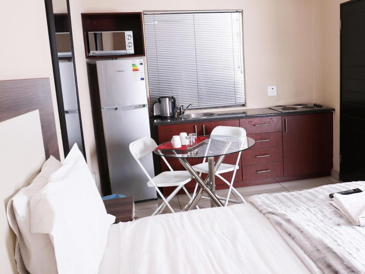 Eagle Nest Luxury Accommodation Roodepoort Dış mekan fotoğraf