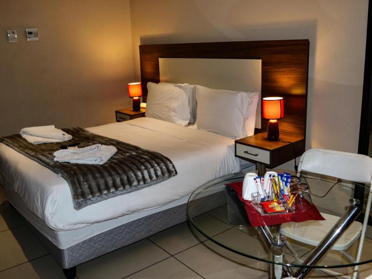 Eagle Nest Luxury Accommodation Roodepoort Dış mekan fotoğraf