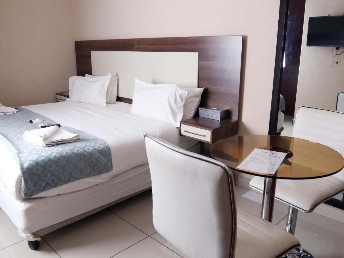 Eagle Nest Luxury Accommodation Roodepoort Dış mekan fotoğraf