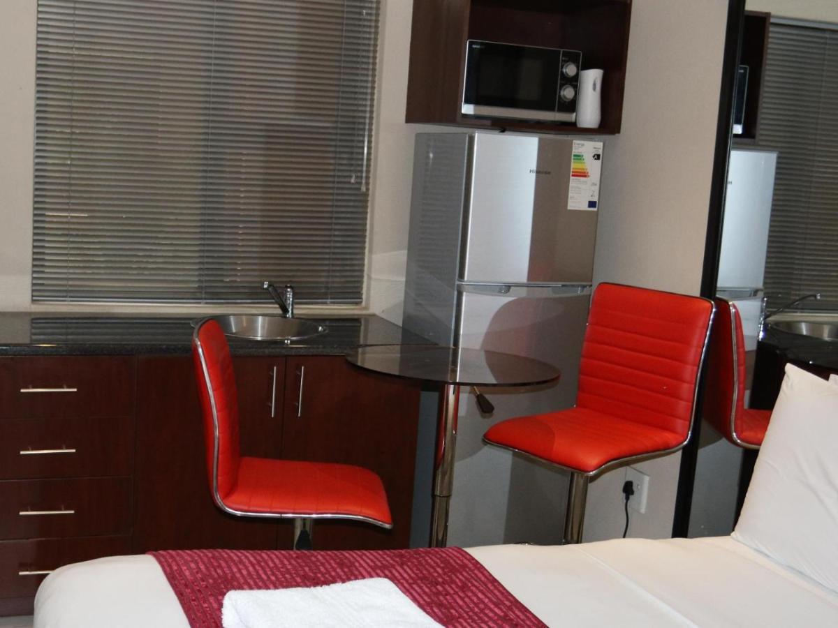 Eagle Nest Luxury Accommodation Roodepoort Dış mekan fotoğraf