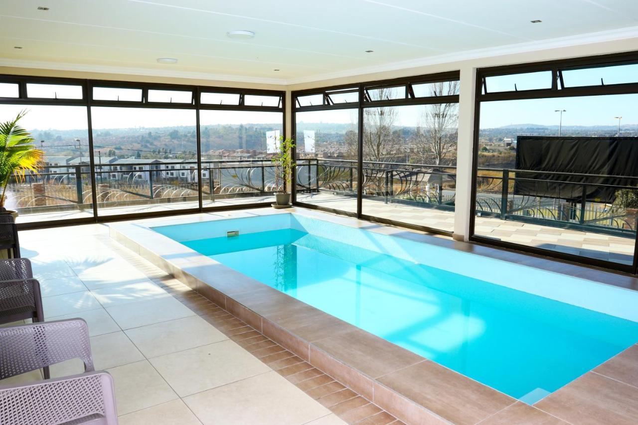 Eagle Nest Luxury Accommodation Roodepoort Dış mekan fotoğraf