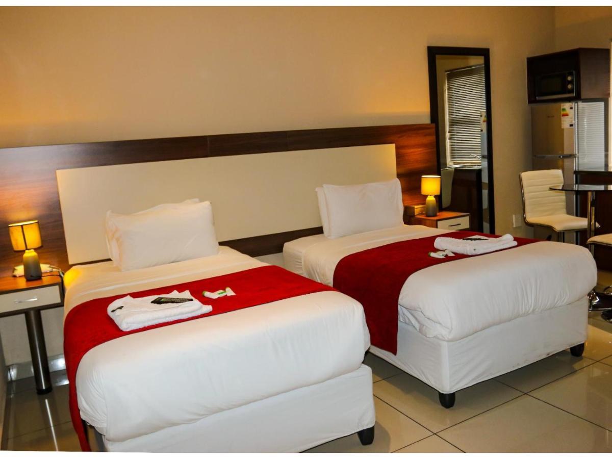 Eagle Nest Luxury Accommodation Roodepoort Dış mekan fotoğraf