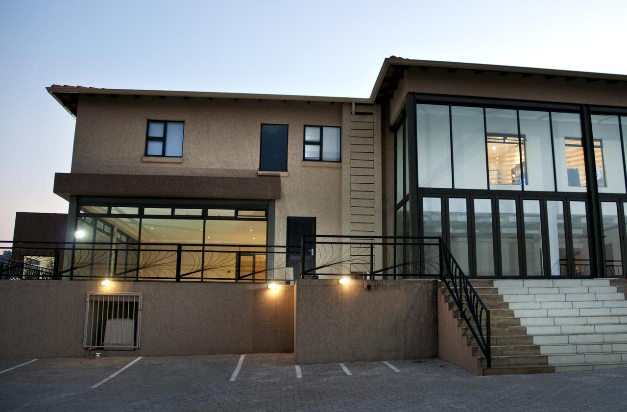 Eagle Nest Luxury Accommodation Roodepoort Dış mekan fotoğraf