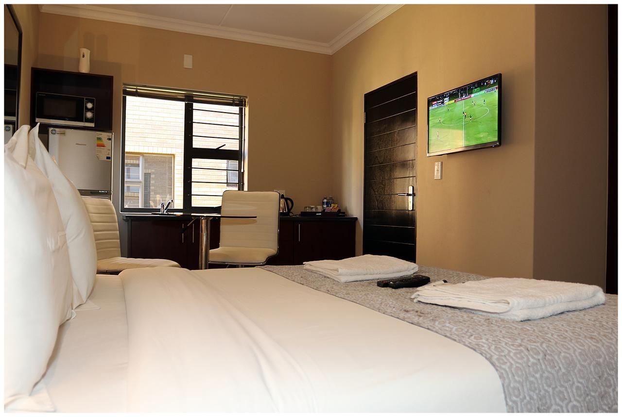 Eagle Nest Luxury Accommodation Roodepoort Dış mekan fotoğraf