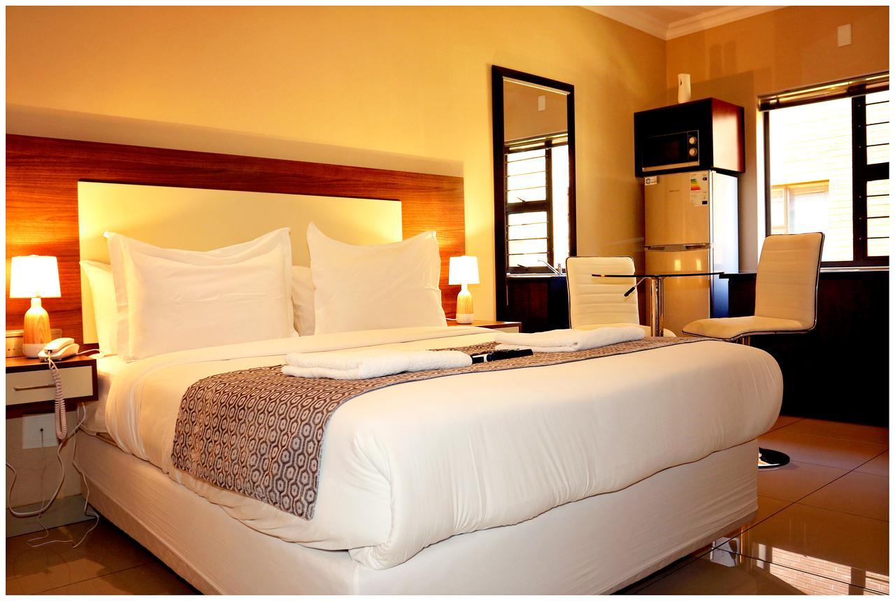 Eagle Nest Luxury Accommodation Roodepoort Dış mekan fotoğraf